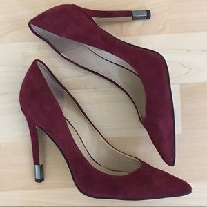 Guess Suede Burgundy Pointed Toe Heels